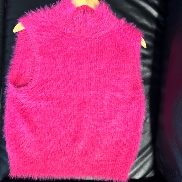 Jessica Simpson Tank Top Sleeveless Wool Round Neck, Size XL. - Picture 2 of 8